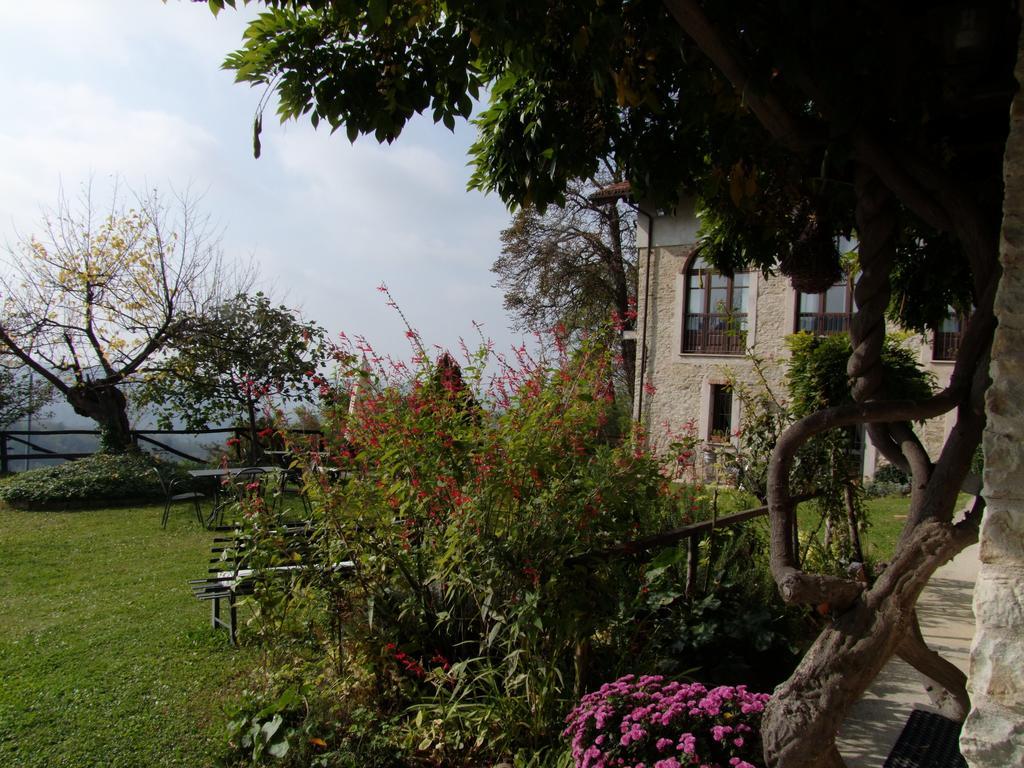 Casa Branzele Trezzo Tinella Exterior foto
