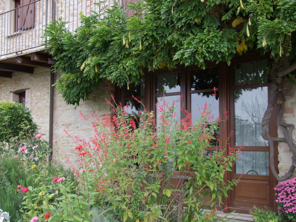 Casa Branzele Trezzo Tinella Exterior foto