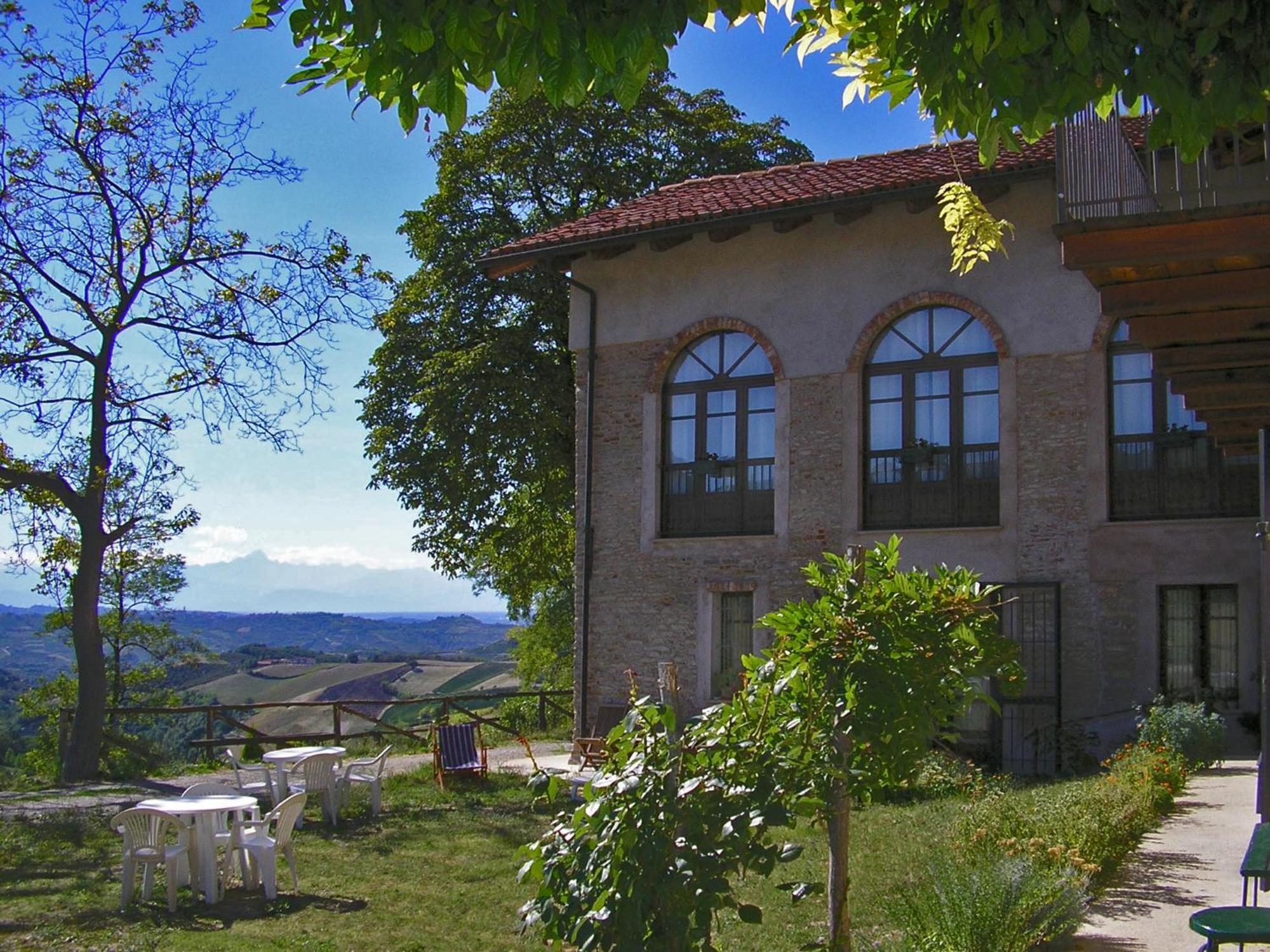 Casa Branzele Trezzo Tinella Exterior foto