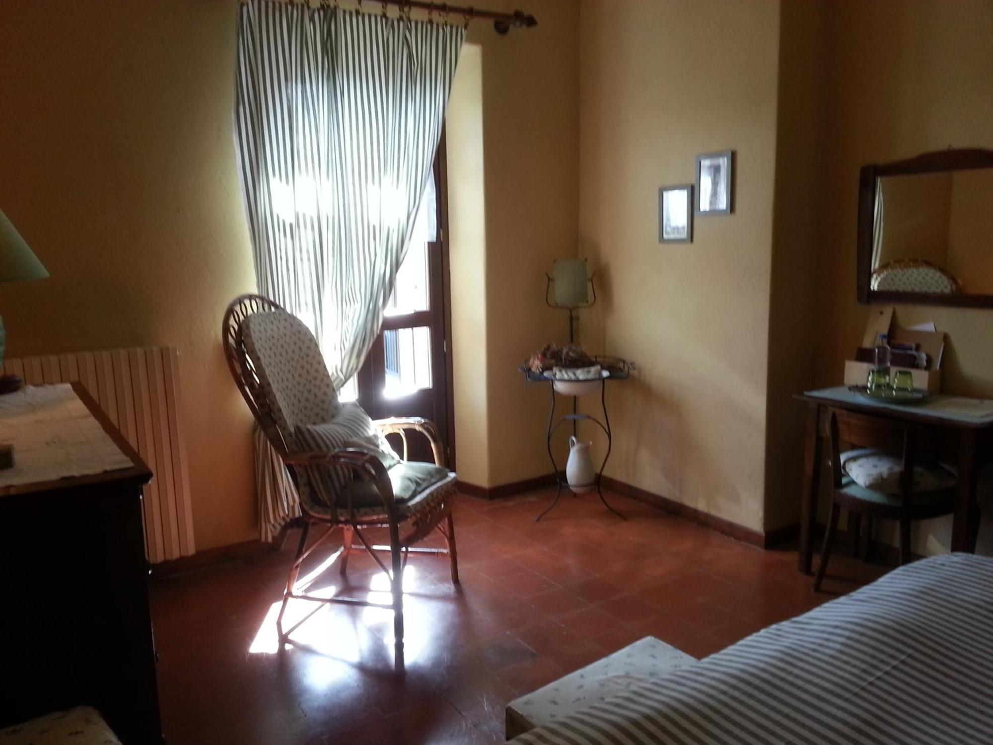 Casa Branzele Trezzo Tinella Quarto foto