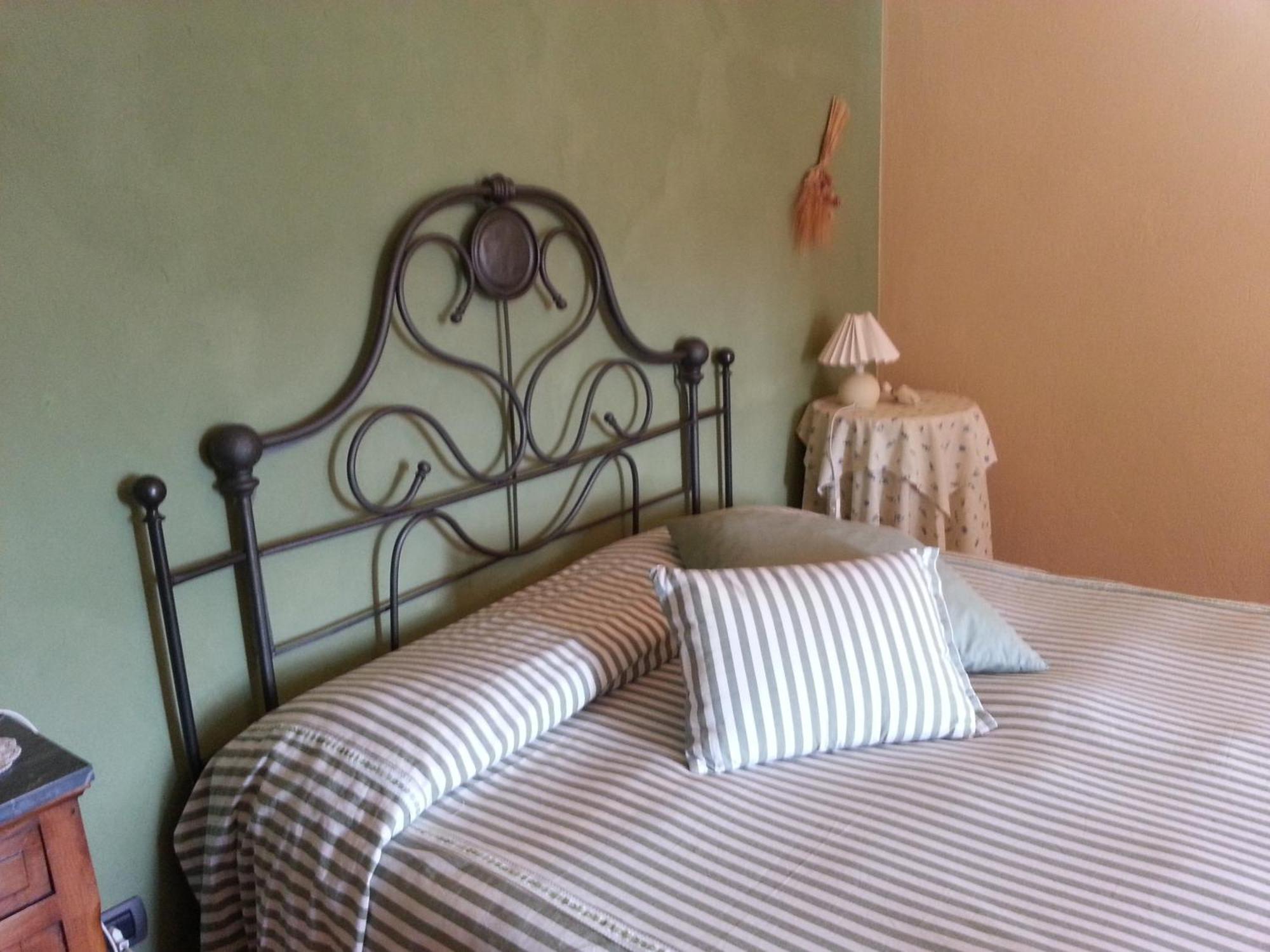 Casa Branzele Trezzo Tinella Quarto foto